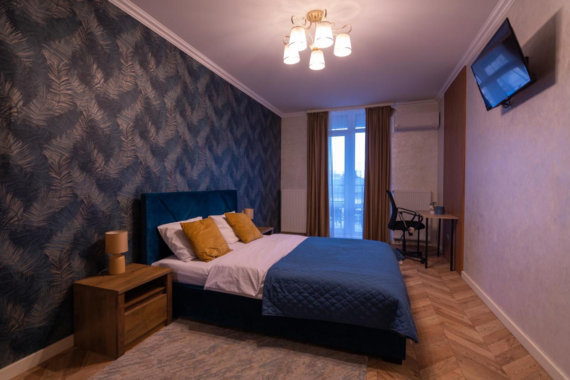 Avalon Premium Two Bedrooms Apartment Lviv Exterior photo